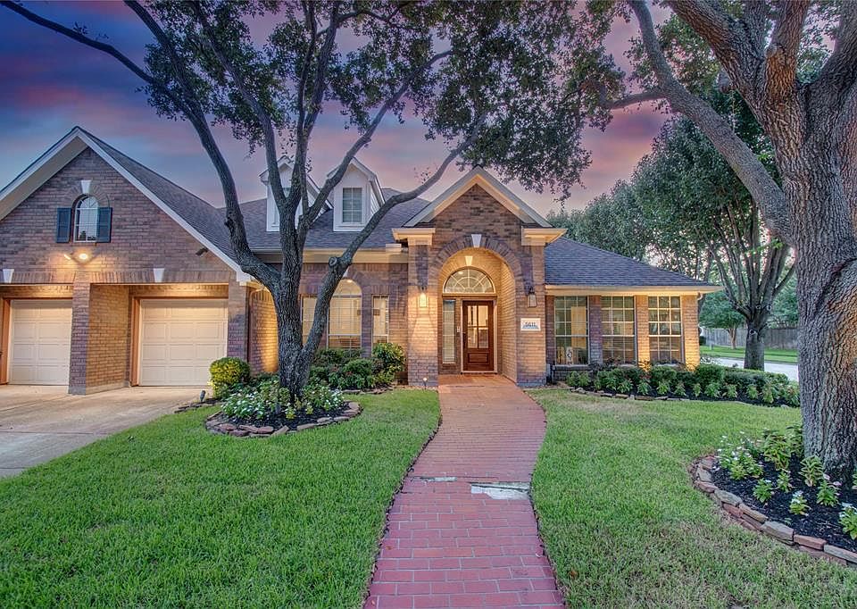 1st image of 5611 Lake Place Dr