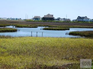 1266 Lagoon Dr, Crystal Beach, TX 77650