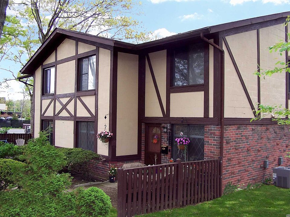 1st image of 47 Birchwood Dr