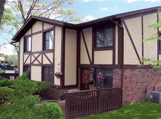 47 Birchwood Dr, Port Jefferson Station, NY 11776