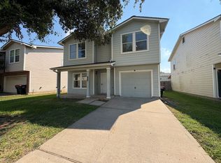 7810 Maverick Trace Ln, Cypress, TX 77433
