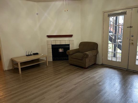 3rd image of 600 Bagby Ave APT 7A