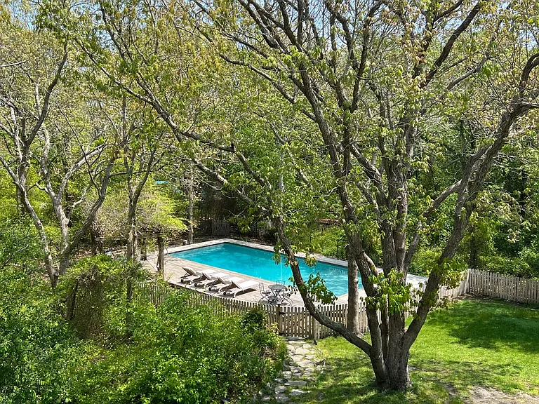 350 Montauk Hwy — Photo 30