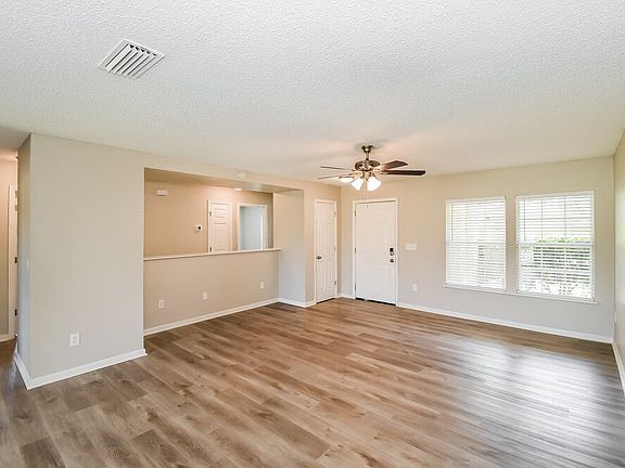 4th image of 7118 Newman Lake Ct