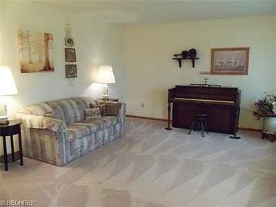 5th image of 2583 Sherwood Dr