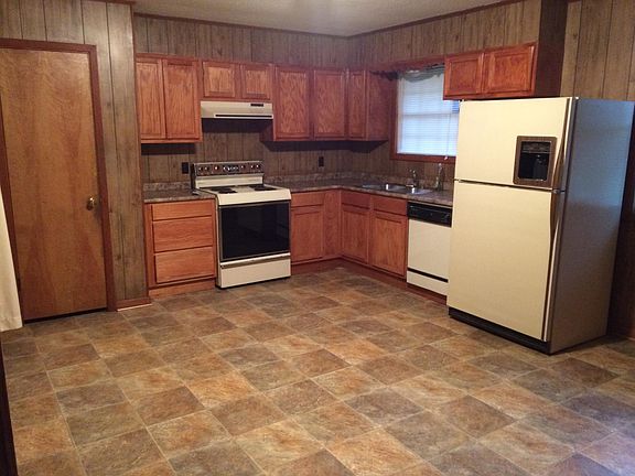 2nd image of 102 Burrow Dr #3373160835