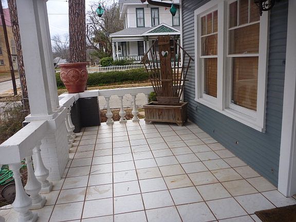 5th image of 101 E Kolstad St