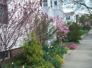 16 Canonchet St, Providence, RI 02908