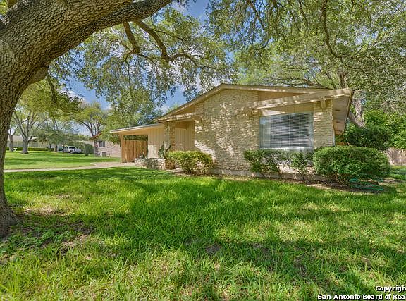 3rd image of 7705 SAGE OAK ST