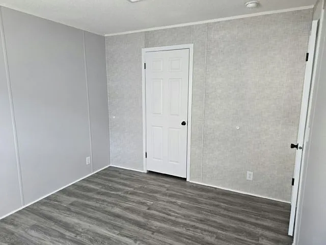 12344 Seminole Blvd #33 — Photo 7