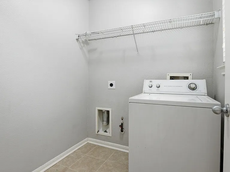 16019 Summerville Lake Dr — Photo 16