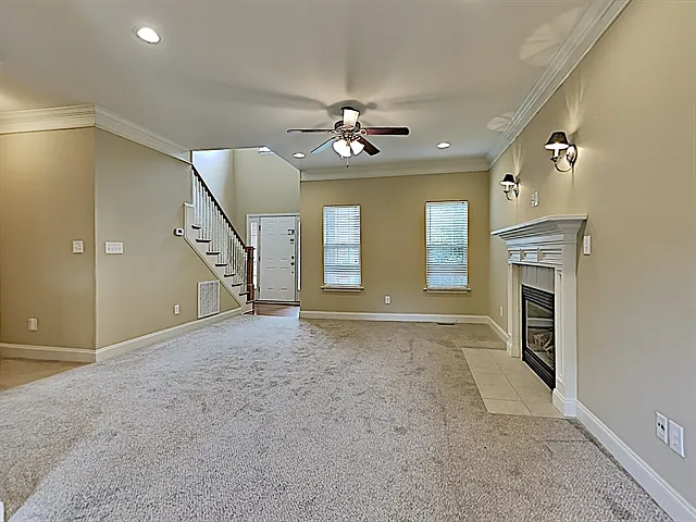 6827 Harvest Grove Ln — Photo 3
