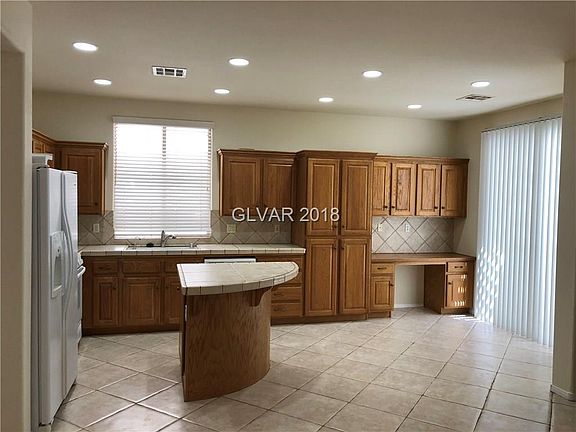 4th image of 2413 Taragato Ave
