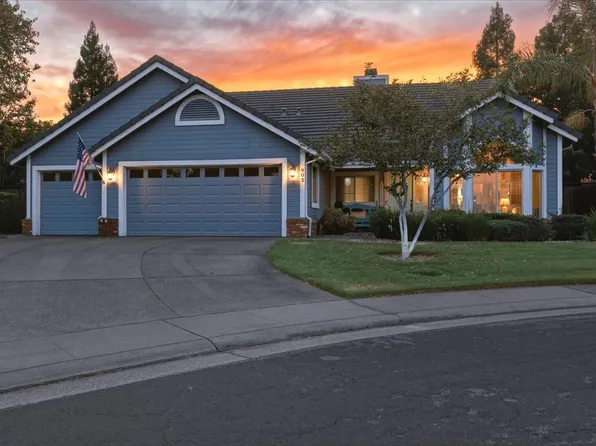 903 Graf Ct, Roseville, CA 95661