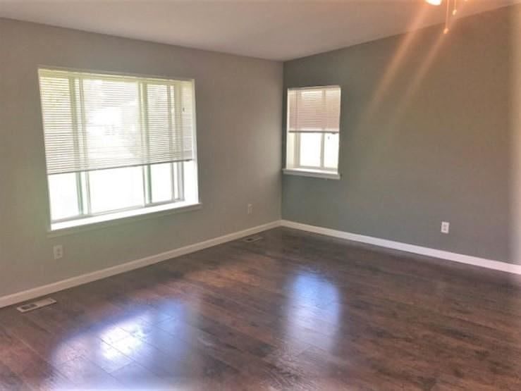 2nd image of 1146 Parkside Cir