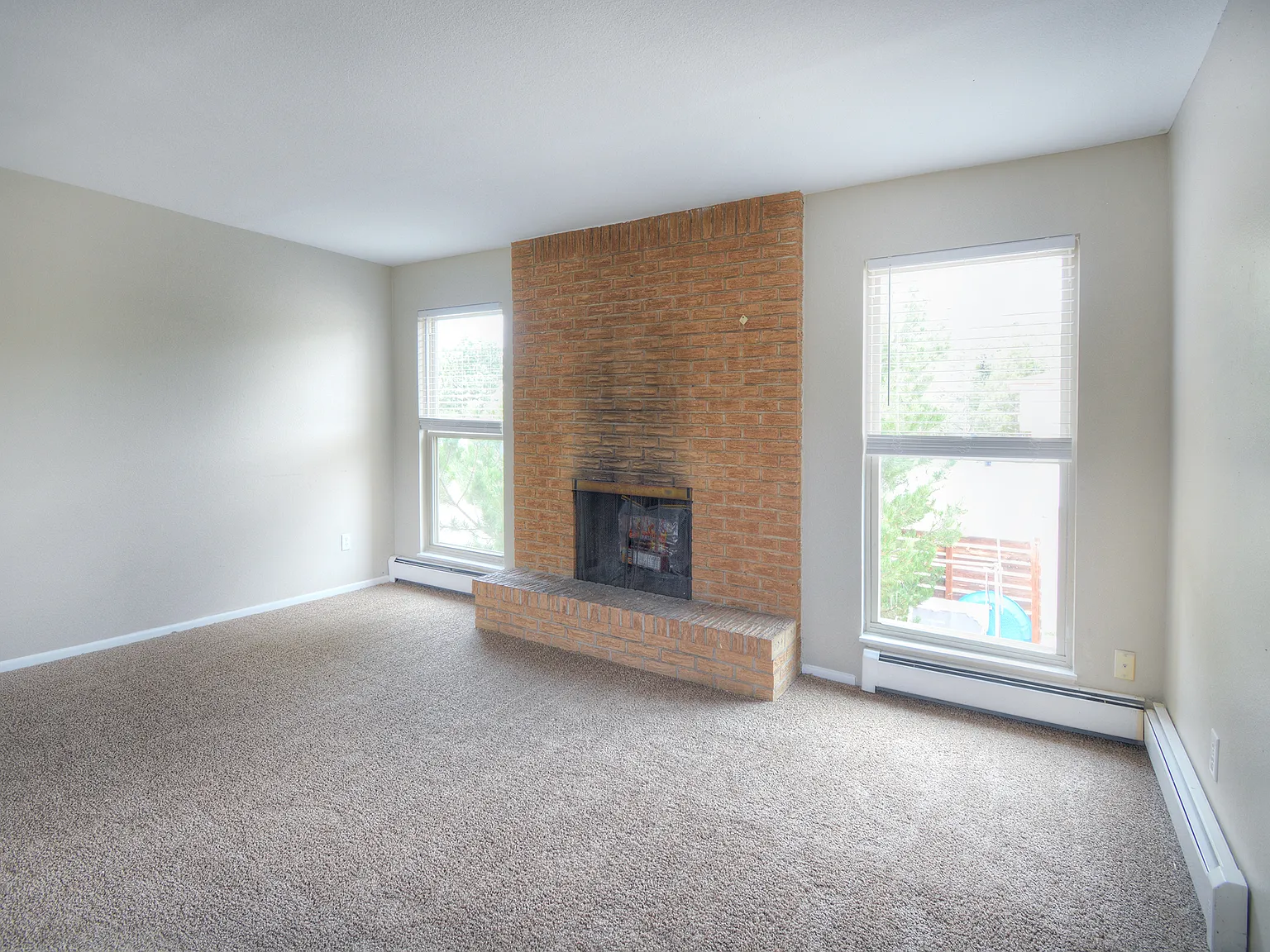 2 bed, 775 sqft, $1,200 — Photo 3