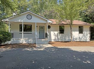 103 Land Harbor Ln, Moneta, VA 24121