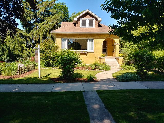 1st image of 642 N Kensington Ave