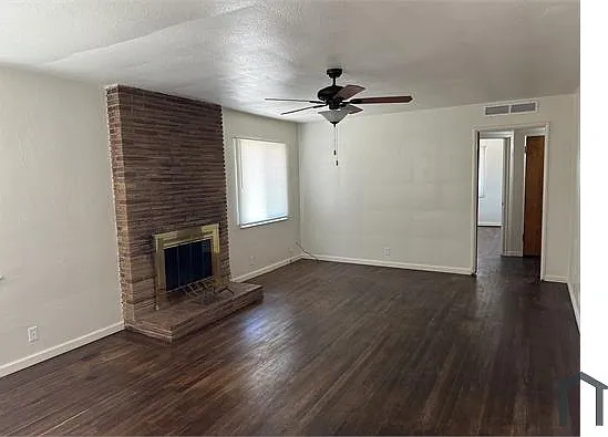 4 bed, 1424 sqft, $2,500 — Photo 2