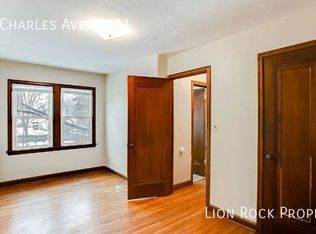 1631 Charles Ave APT 101, Saint Paul, MN 55104