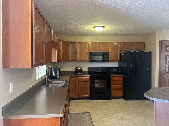 2nd image of 7232 Glenwick Blvd