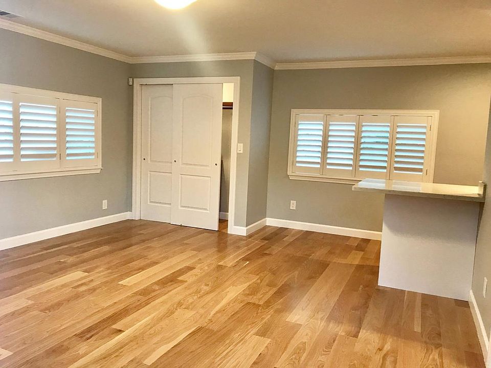 1st image of 3492 Flora Vista Ave