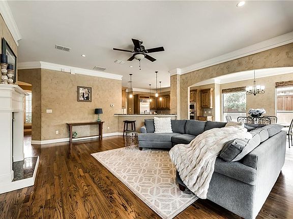 4th image of 8220 Westwind Ln