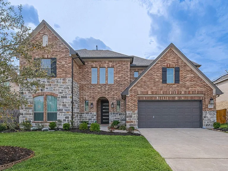 2639 Banyon Gulch Ln — Photo 1