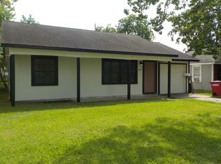 2021 N Avenue H, Freeport, TX 77541