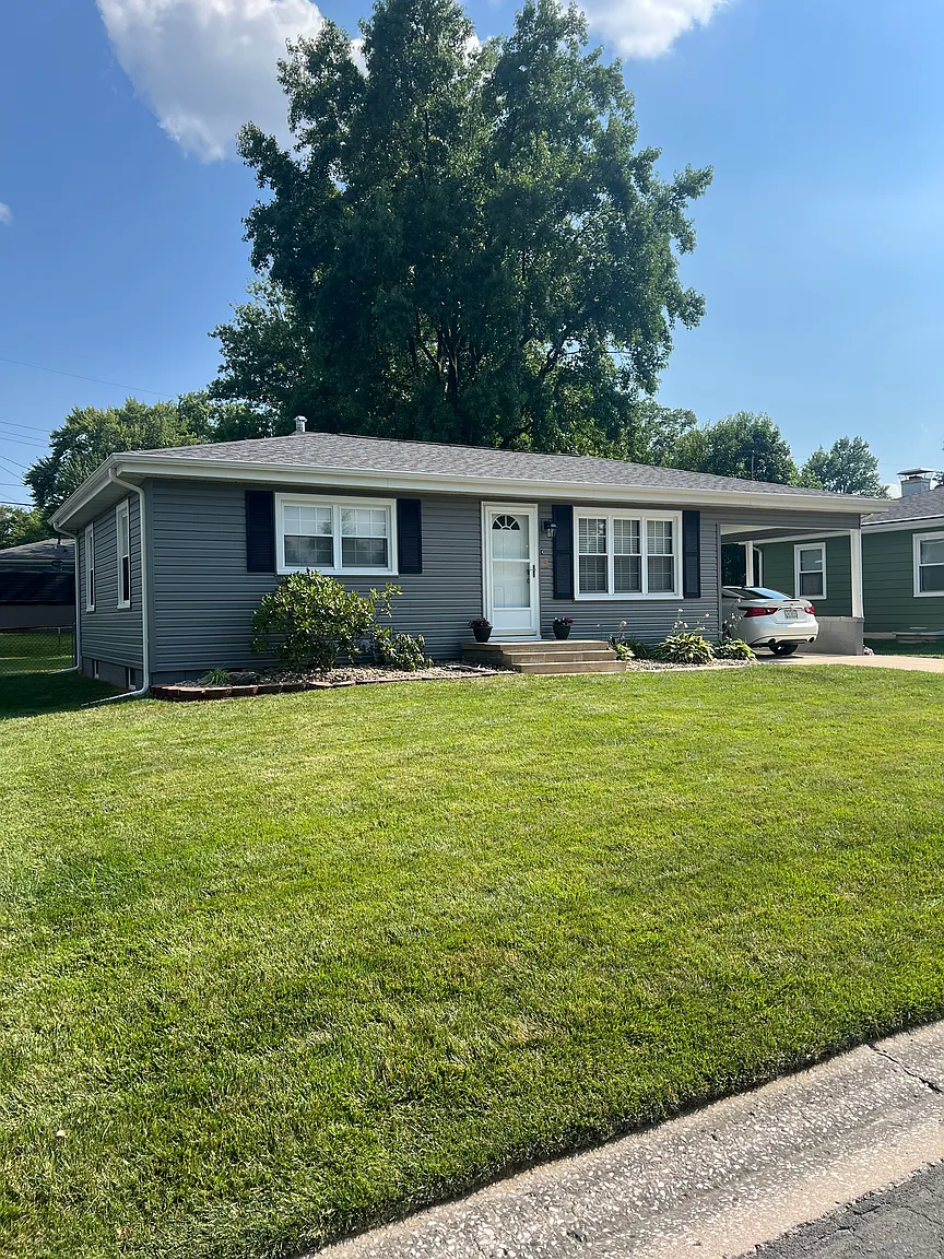 516 Bollman Ave photo 1