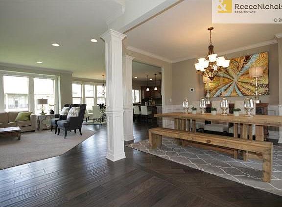 Nice open main floor