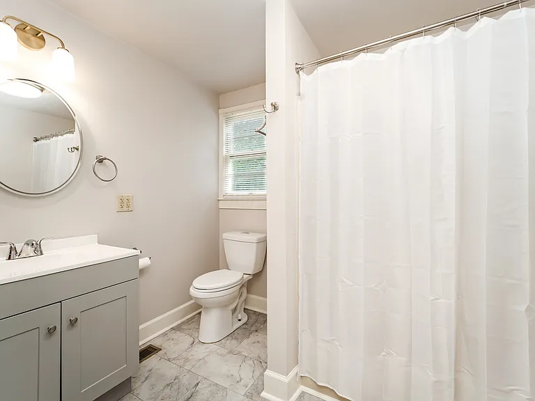 Full bath downstairs