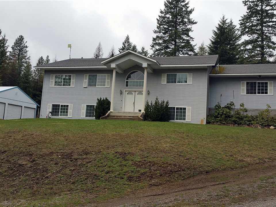2nd image of 486 Monumental Rd