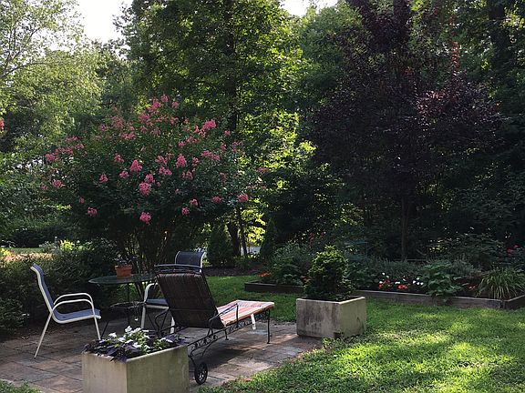 Front garden patio