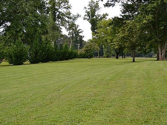 4th image of 5938 Dawsonville Hwy