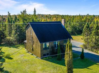 5 Corrie Ln, West Porters Lake, NS B3E 1L1
