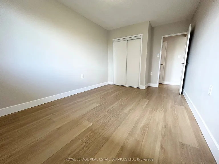 101 Millside Dr #408 — Photo 13