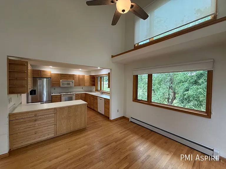 1940 Tincup Ct — Photo 6