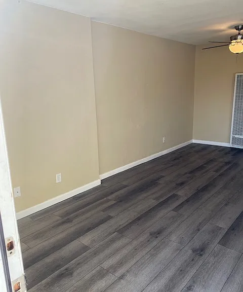 438 N Vine St #C — Photo 2