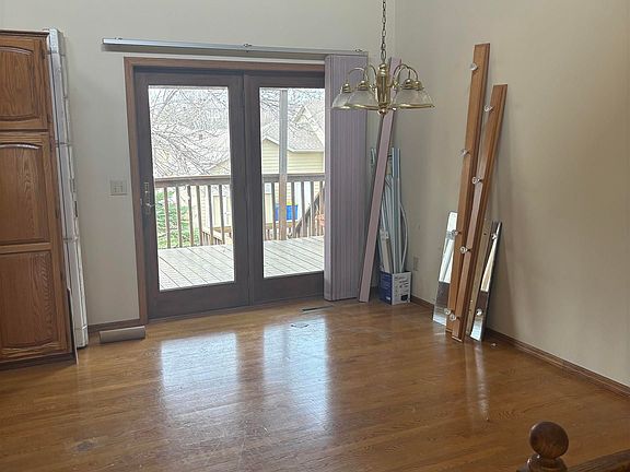 5th image of 1809 S Remington Cir