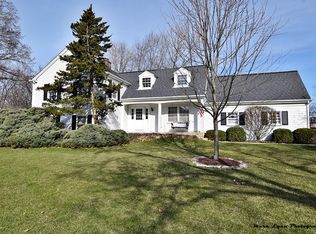 1023 Willow Ln, Batavia, IL 60510