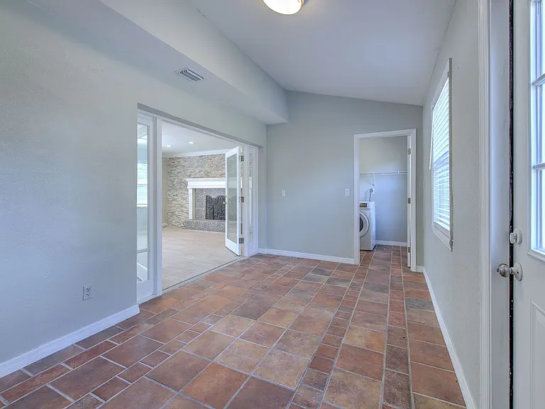 4711 W San Rafael St — Photo 38