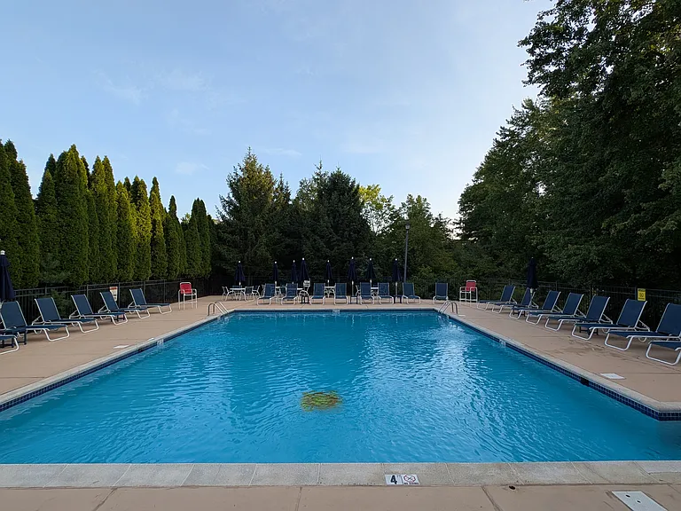 28 Camlet Ct — Photo 17