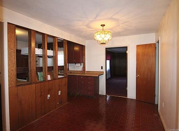 5th image of 2831 Gail Ave