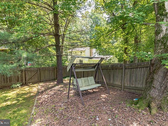 5th image of 4283 Country Squire Ln