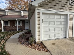 2023 Raleigh Pl, Hoffman Estates, IL 60169