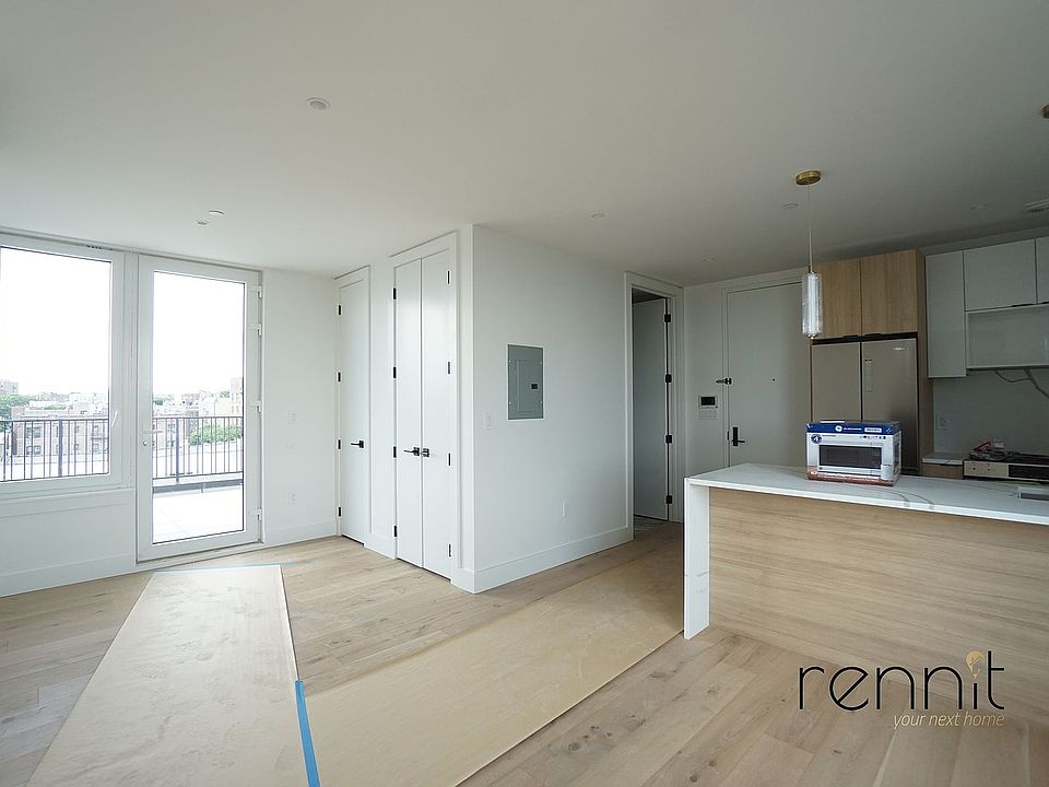 1st image of 2402 Cortelyou Rd #602