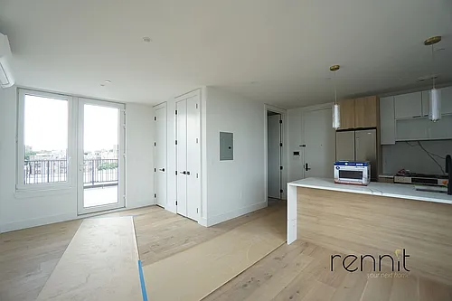 2402 Cortelyou Rd Photo 1