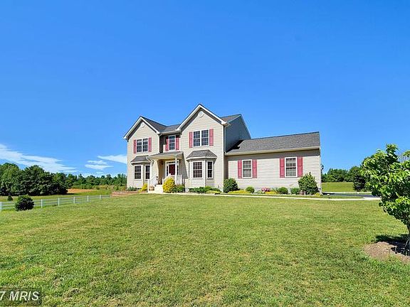 Side load 2 car garage