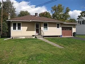 1st image of 15 Mohigan Dr